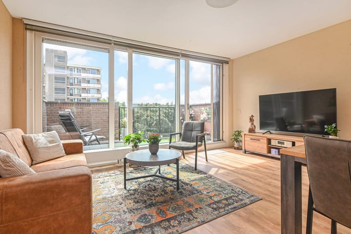 Foto 2 van Marshallplein 196