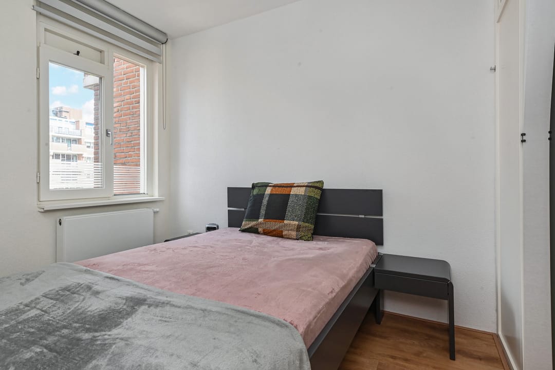 Foto 13 van Marshallplein 196