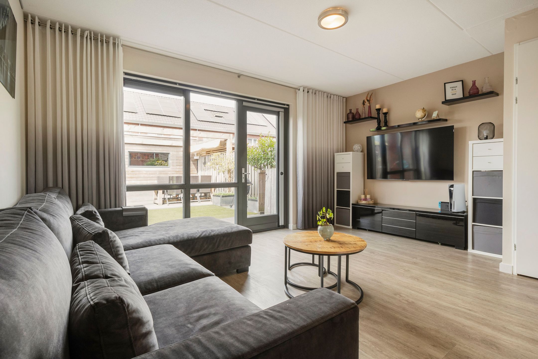 Foto 9 van Petrus Planciusstraat 21