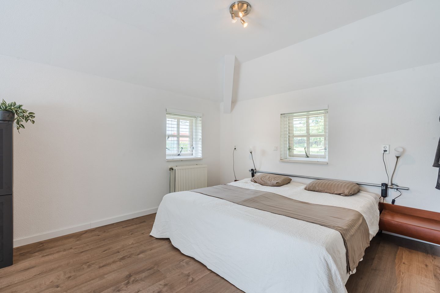 Foto 25 van Rheezerveenseweg 14