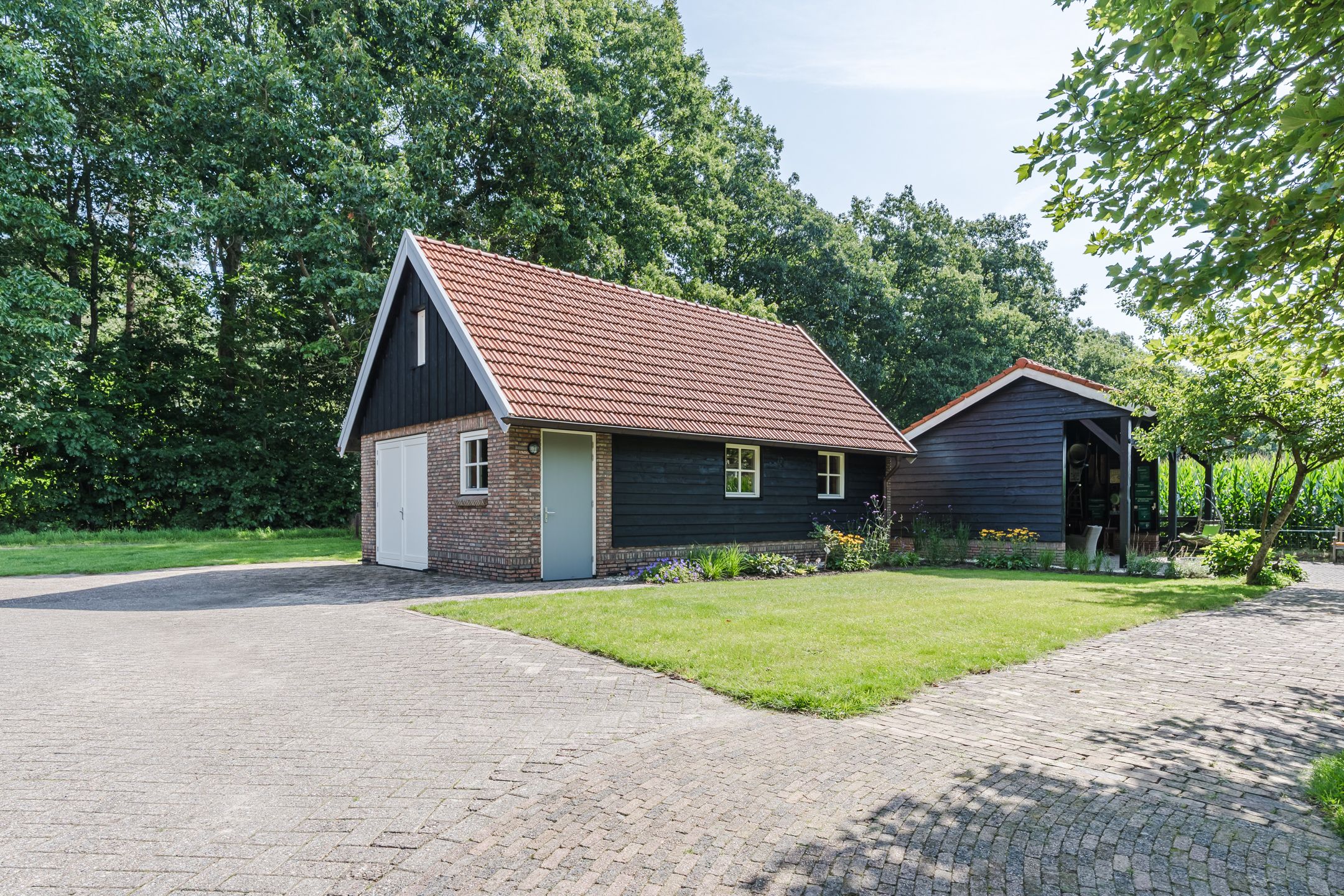 Foto 42 van Rheezerveenseweg 14