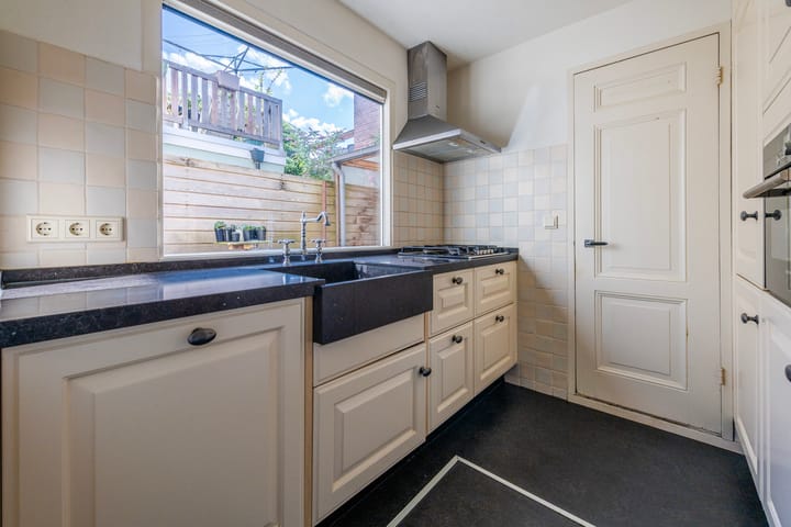 Foto 9 van Van Reenenweg 82