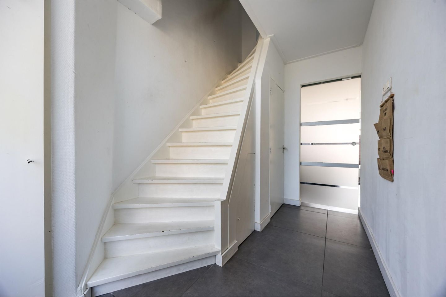 Foto 14 van Bernhard Zweersstraat 59