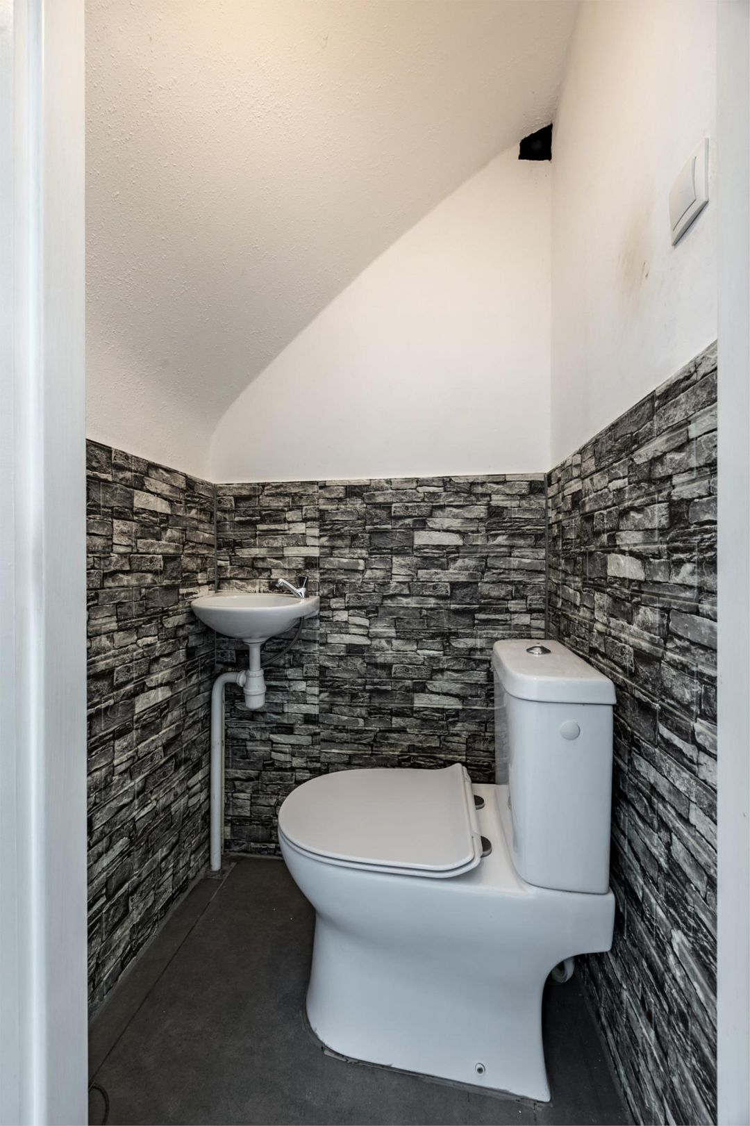 Foto 16 van Bernhard Zweersstraat 59