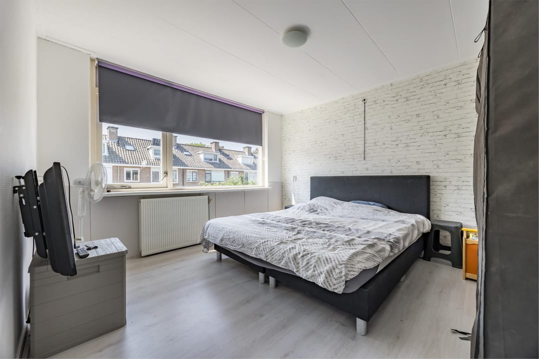 Foto 17 van Bernhard Zweersstraat 59