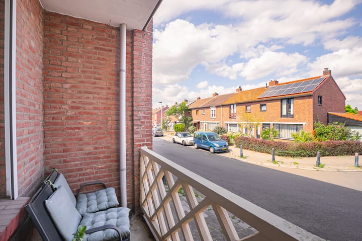 Foto 11 van Karolingenstraat 7