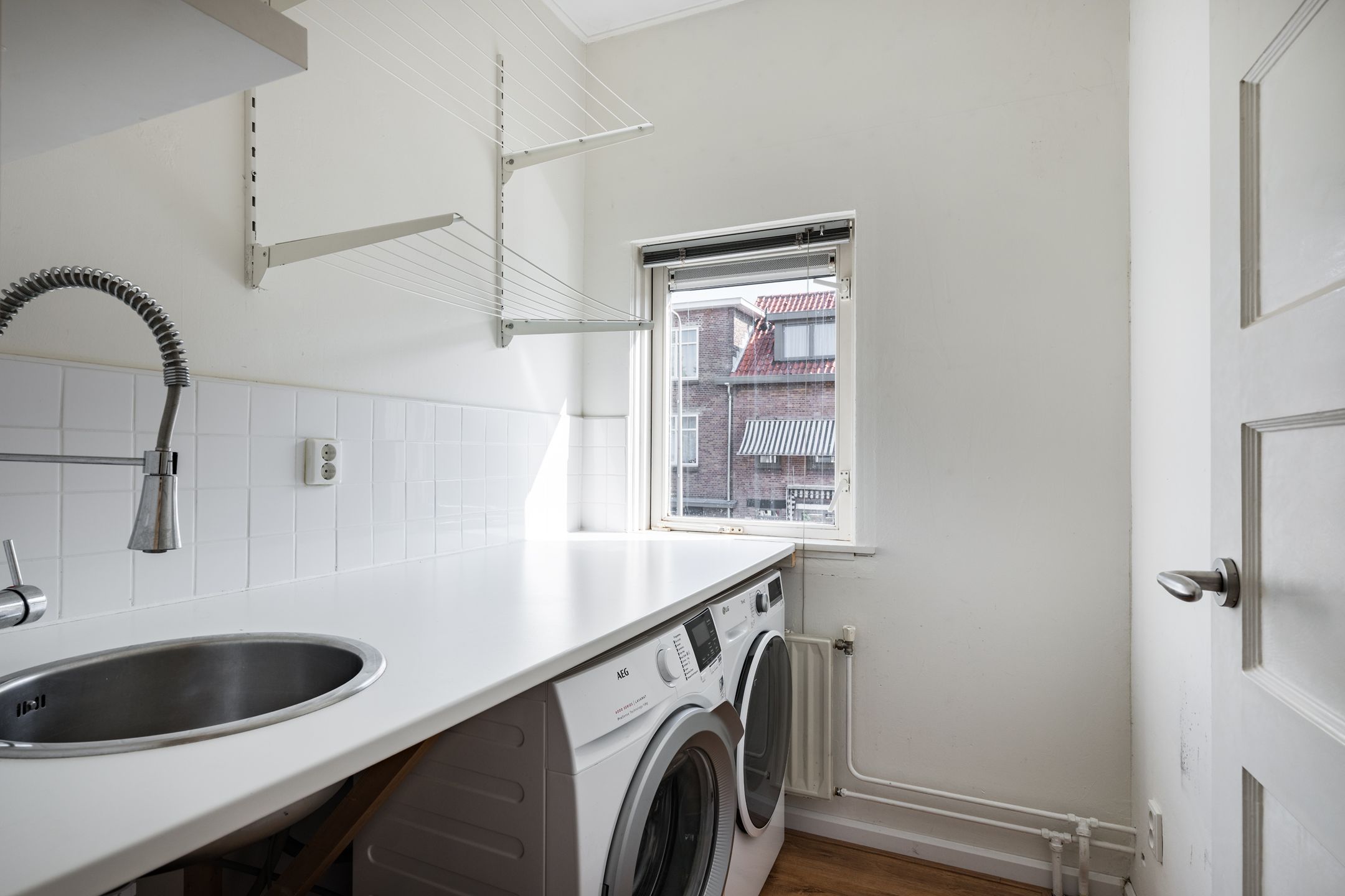 Photo 33 of Laan van Nieuw-Guinea 58