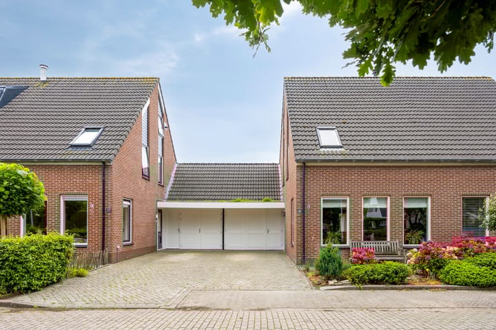 Foto 5 van Manusveert 110