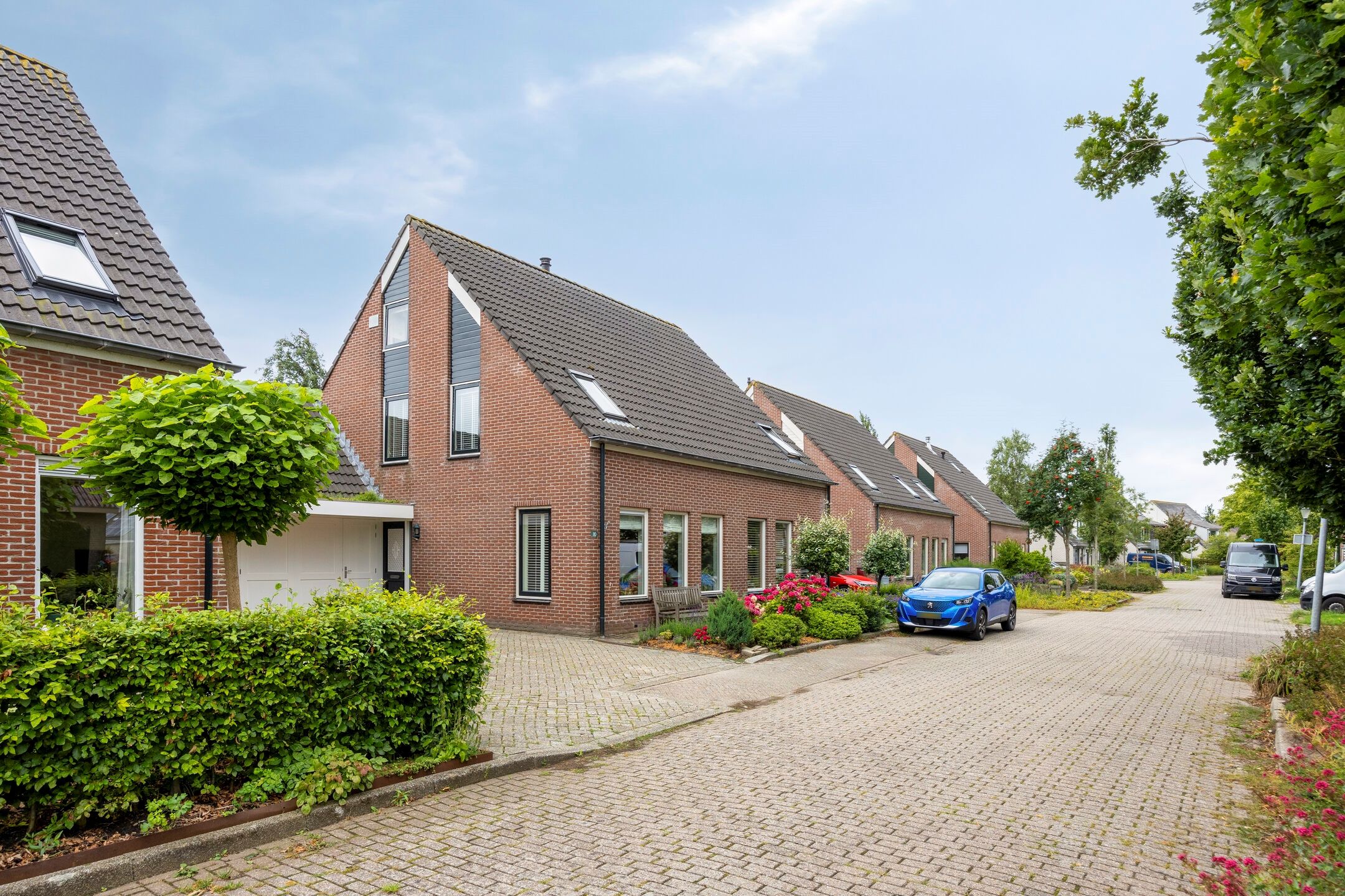 Foto 6 van Manusveert 110