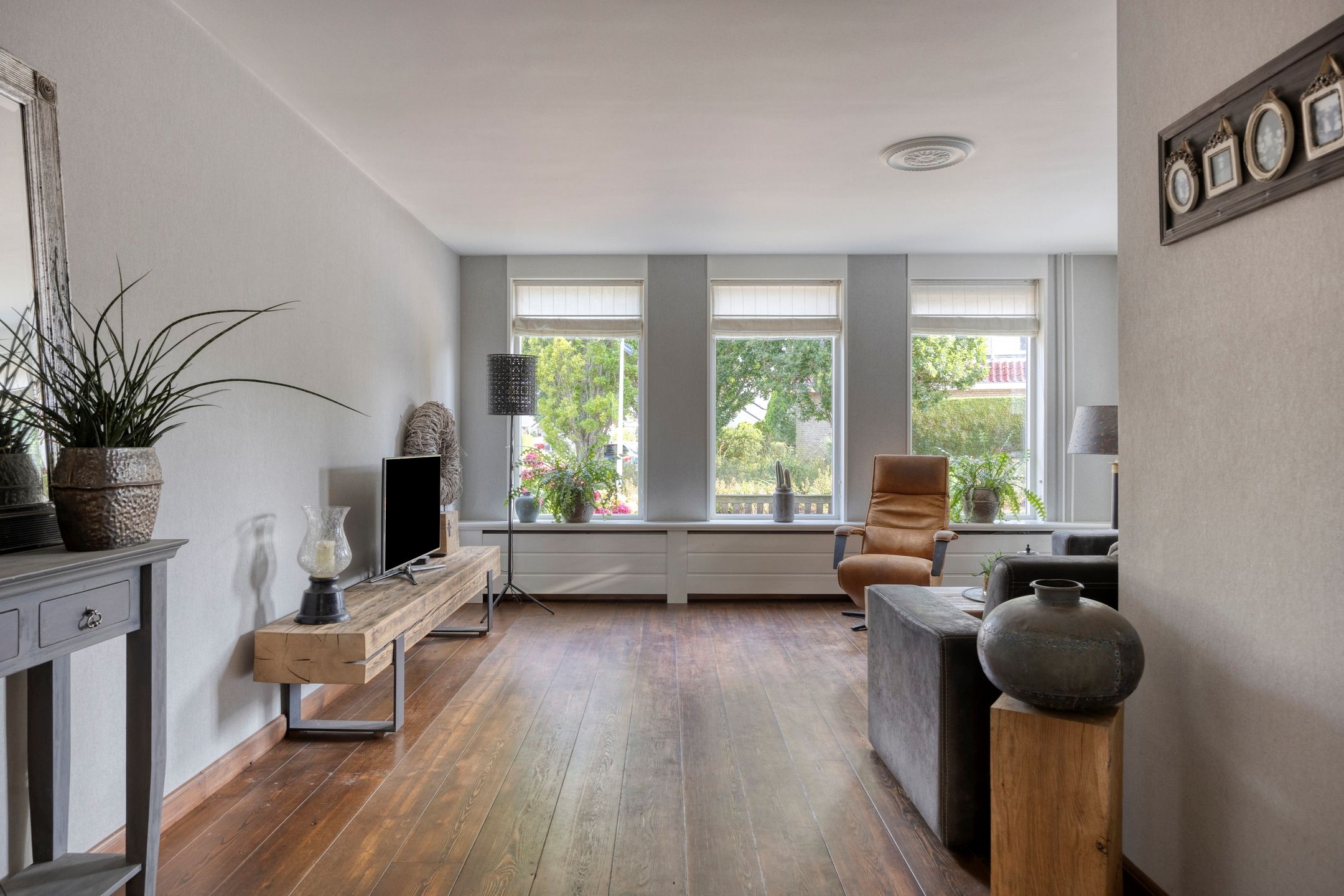 Foto 12 van Manusveert 110