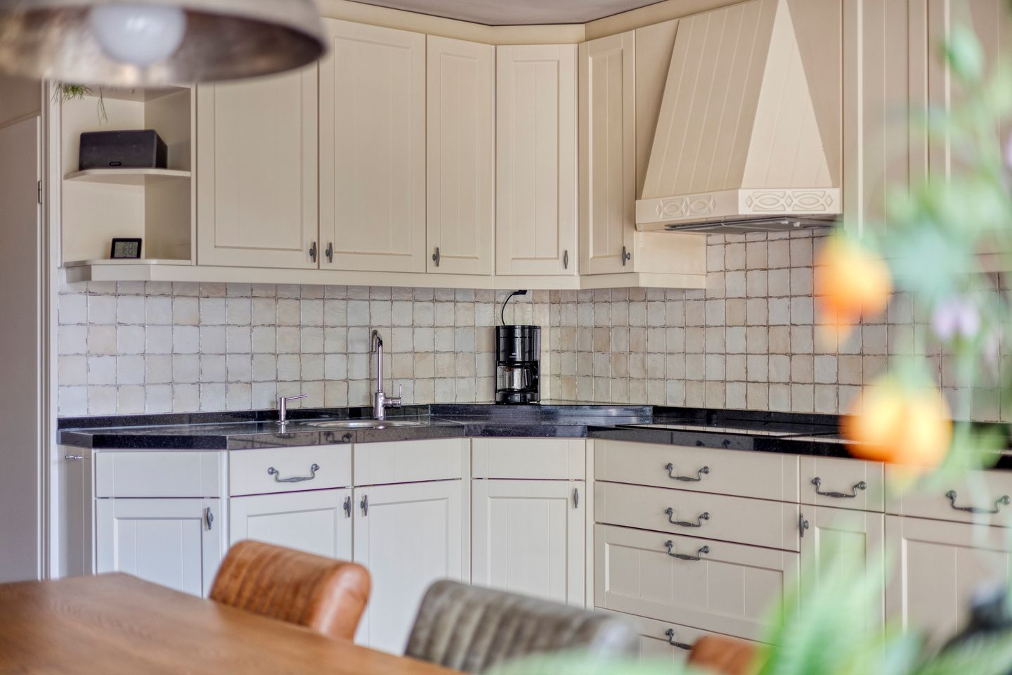 Foto 25 van Manusveert 110