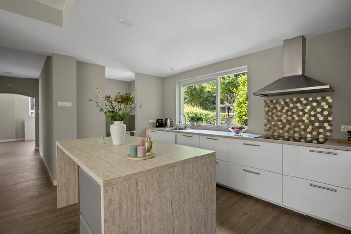 Foto 16 van Amalia van Solmsstraat 31