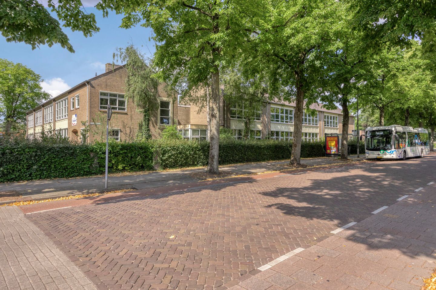 Photo 20 of Vermeerstraat 41