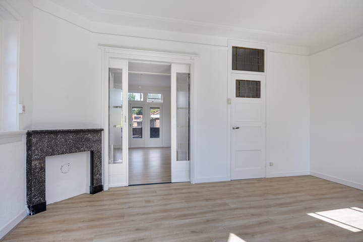 Foto 11 van Johan de Wittlaan 237