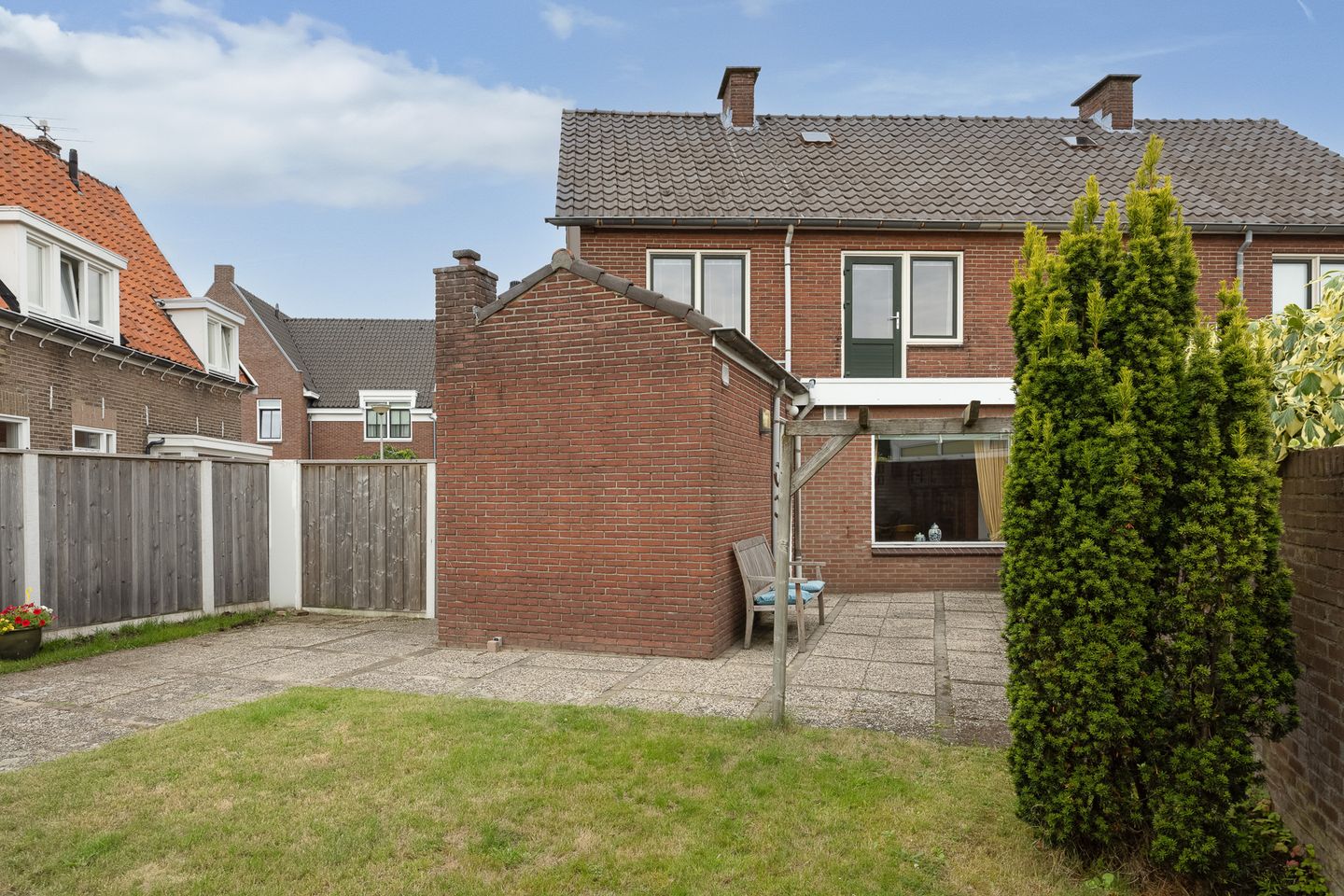 Photo 34 of Huurnestraat 25