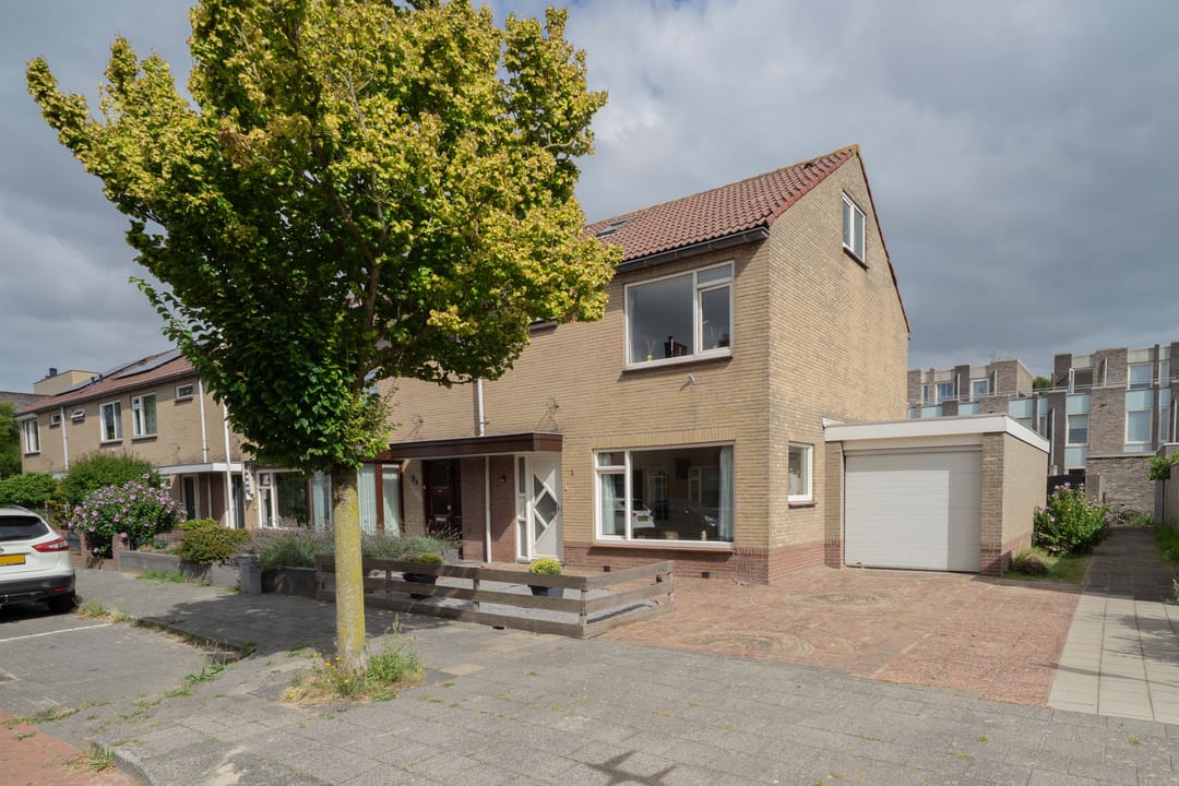 Foto 1 van Munnikenweide 1