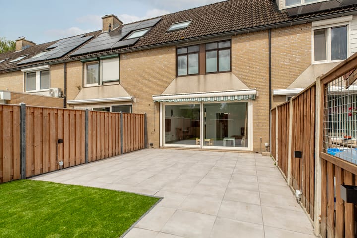 Photo 5 of Meerkoet 34