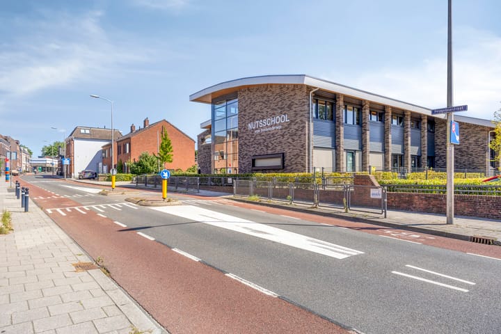 Photo 21 of Hengelosestraat 7-D