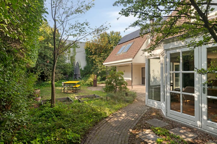 Photo 38 of Prinses Margrietstraat 1