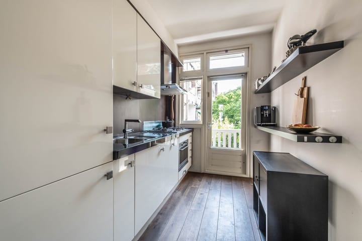 Foto 10 van Waalstraat 57-1