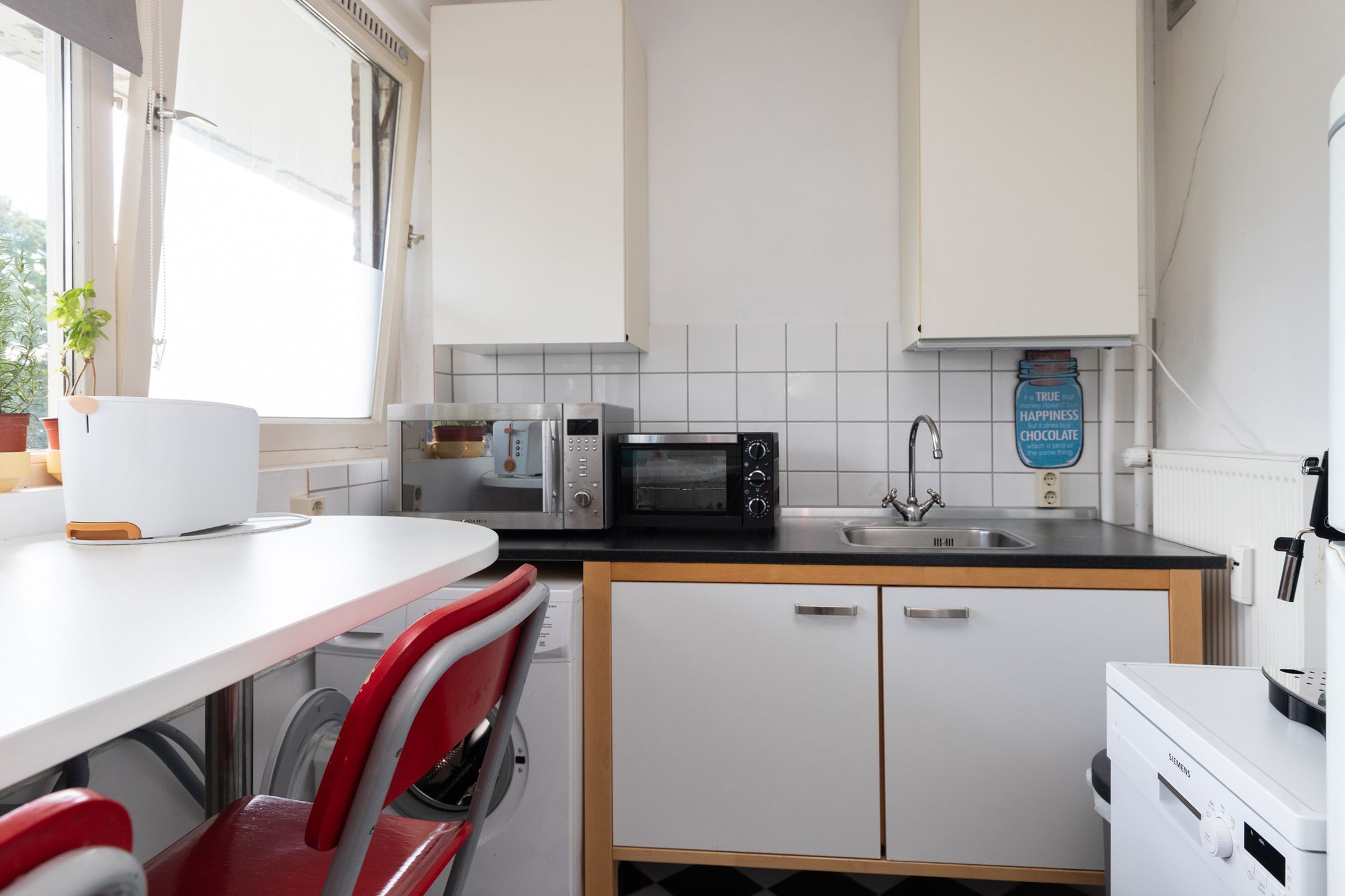 Photo 24 of Hobokenstraat 483