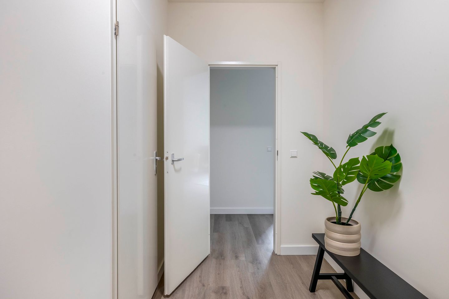 Foto 10 van Lodewijk Napoleonplein 21-B