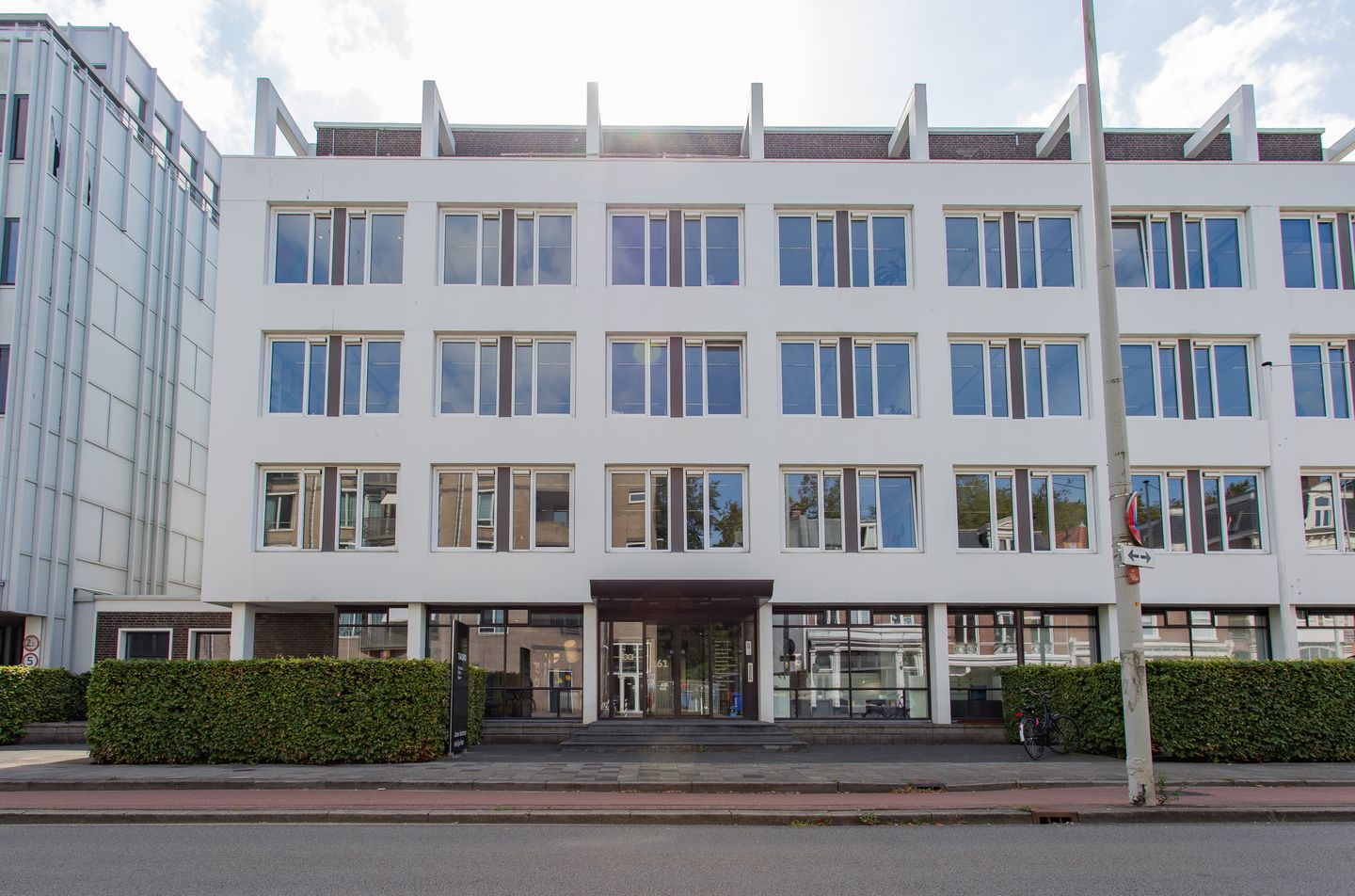 Bekijk foto 1 van Bezuidenhoutseweg 161