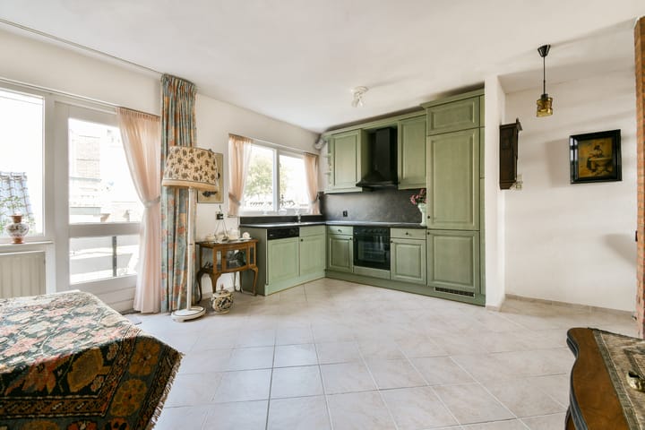 Photo 12 of Haarlemmerstraat 1-A