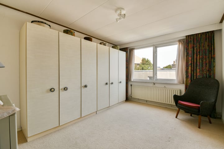 Photo 22 of Haarlemmerstraat 1-A