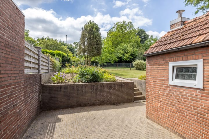 Foto 26 van Monseigneur Mannensstraat 42