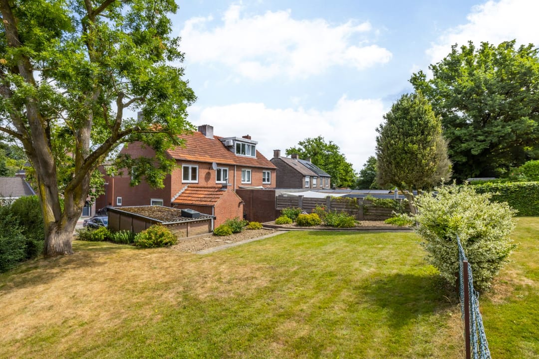 Foto 37 van Monseigneur Mannensstraat 42