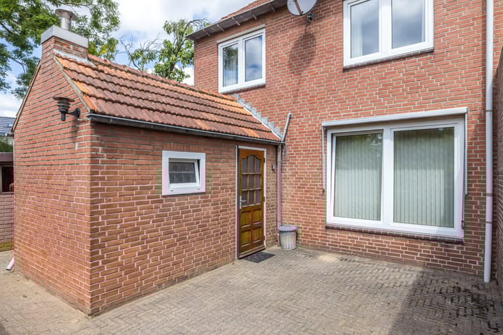 Foto 29 van Monseigneur Mannensstraat 42