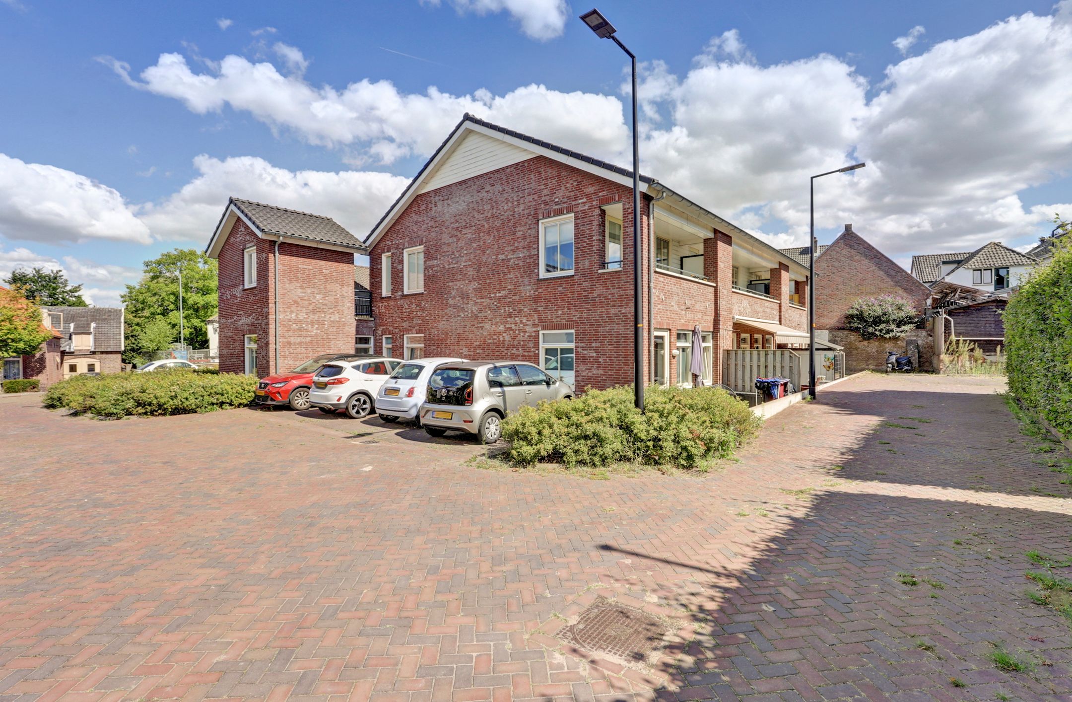 Foto 24 van Vrouwestraat 9