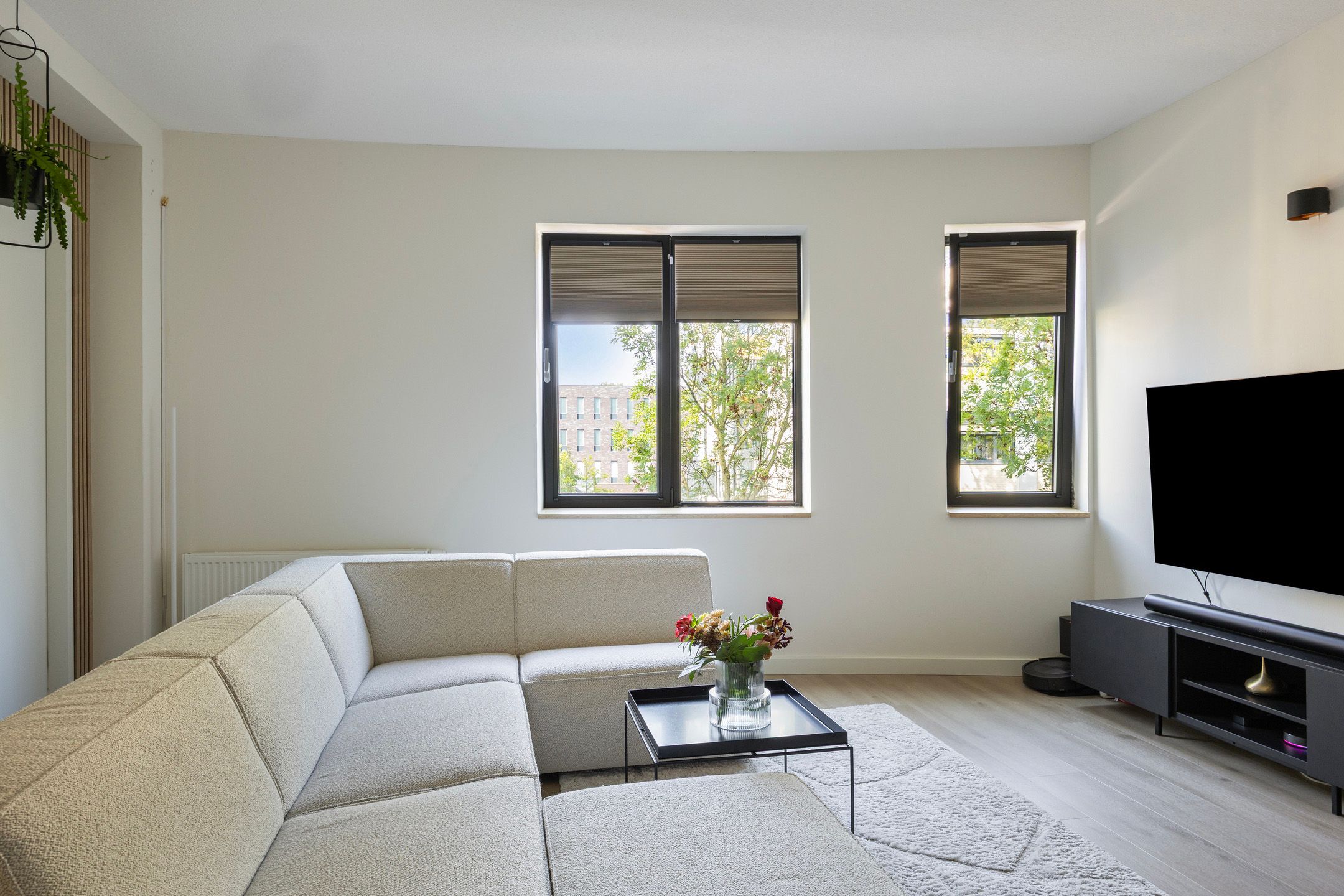 Foto 12 van Louis Armstrongweg 56-M