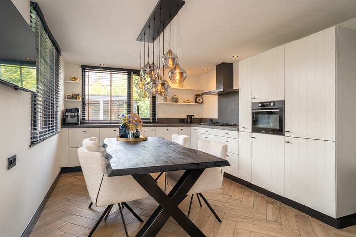 Foto 3 van Velveweg 25-A