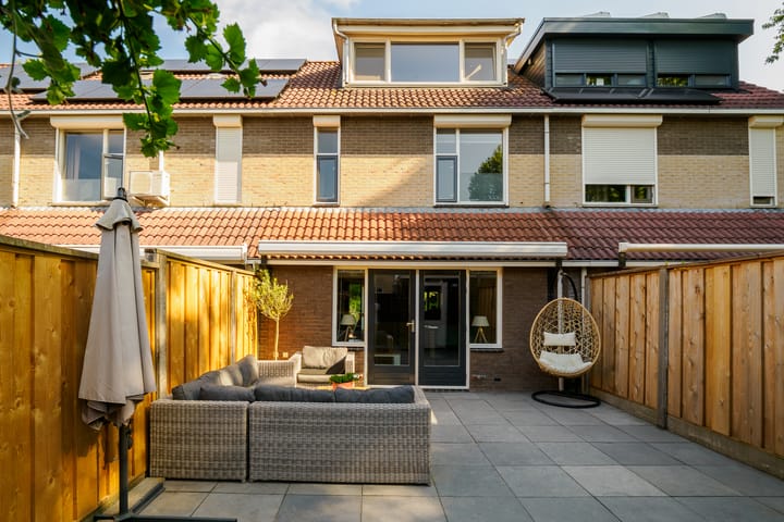 Foto 34 van Vespuccistraat 3