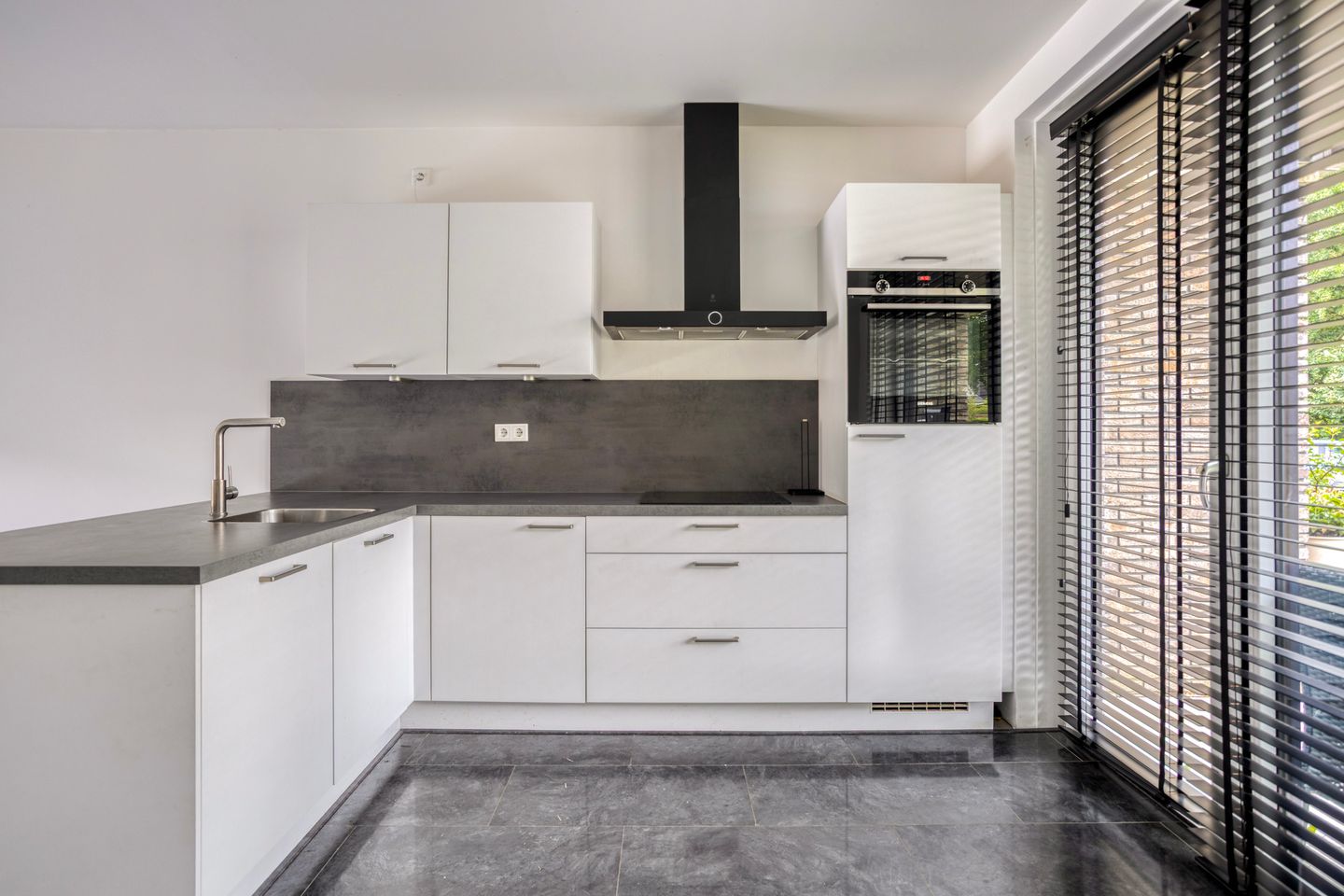 Photo 5 of Ganzediepstraat 15