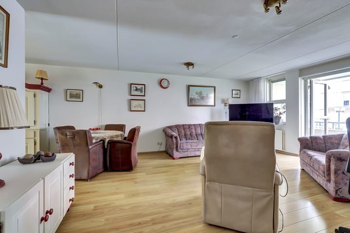 Foto 9 van v.d.Spiegelstraat 11-A