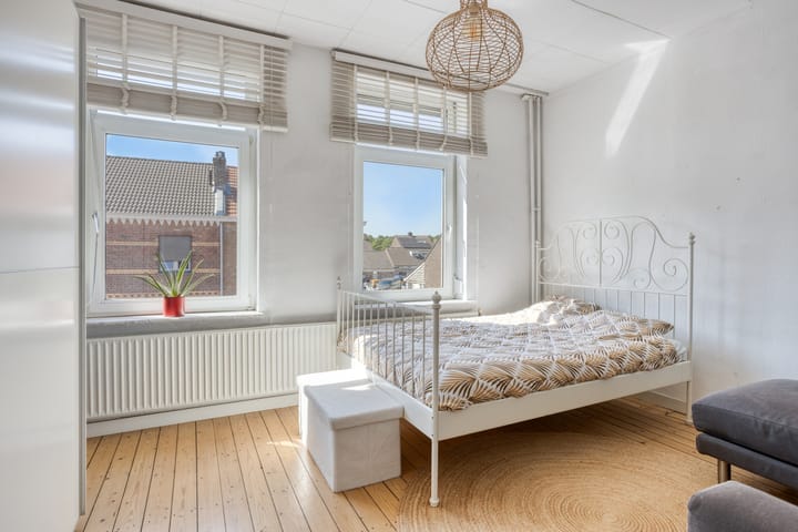 Foto 21 van Ambyerstraat Noord 88