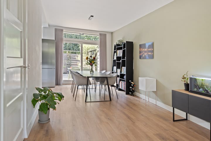 Foto 11 van Constant Erzeijstraat 41