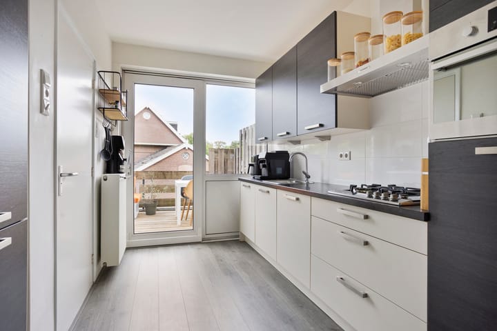 Photo 3 of Molenweg 82