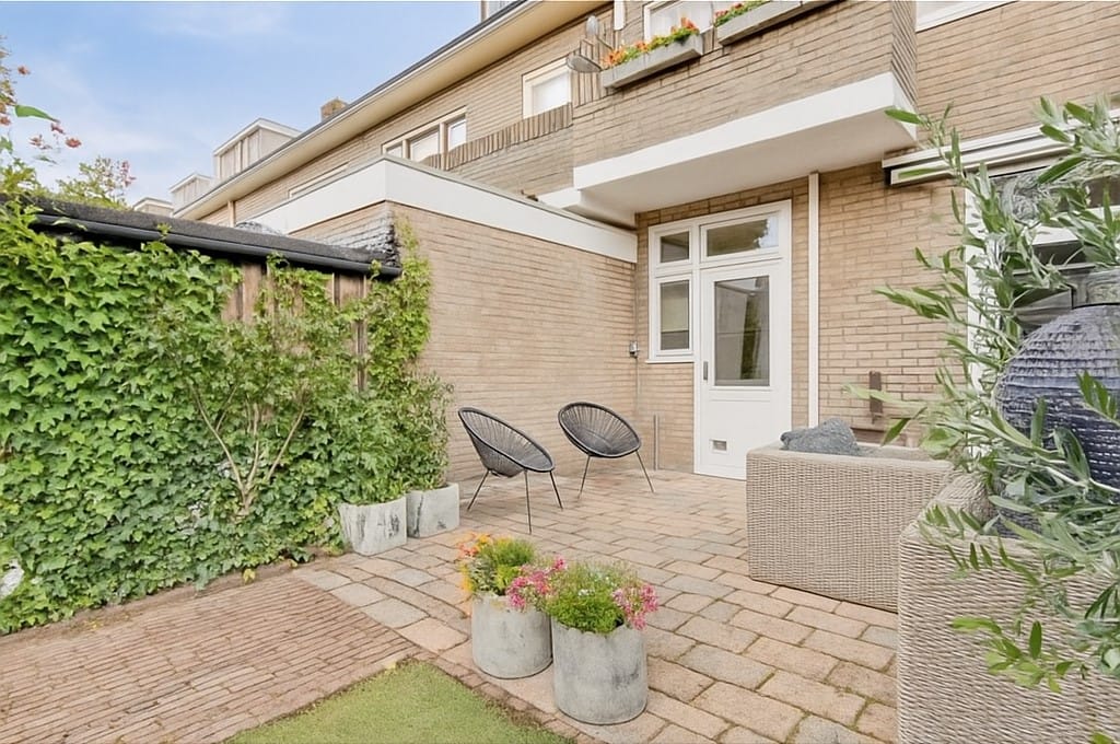 Foto 33 van Leliestraat 154