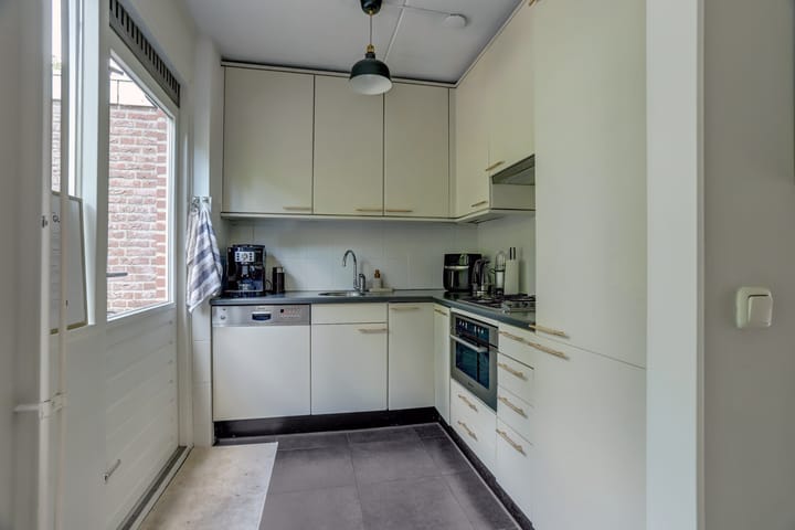 Photo 4 of Jupiterstraat 4