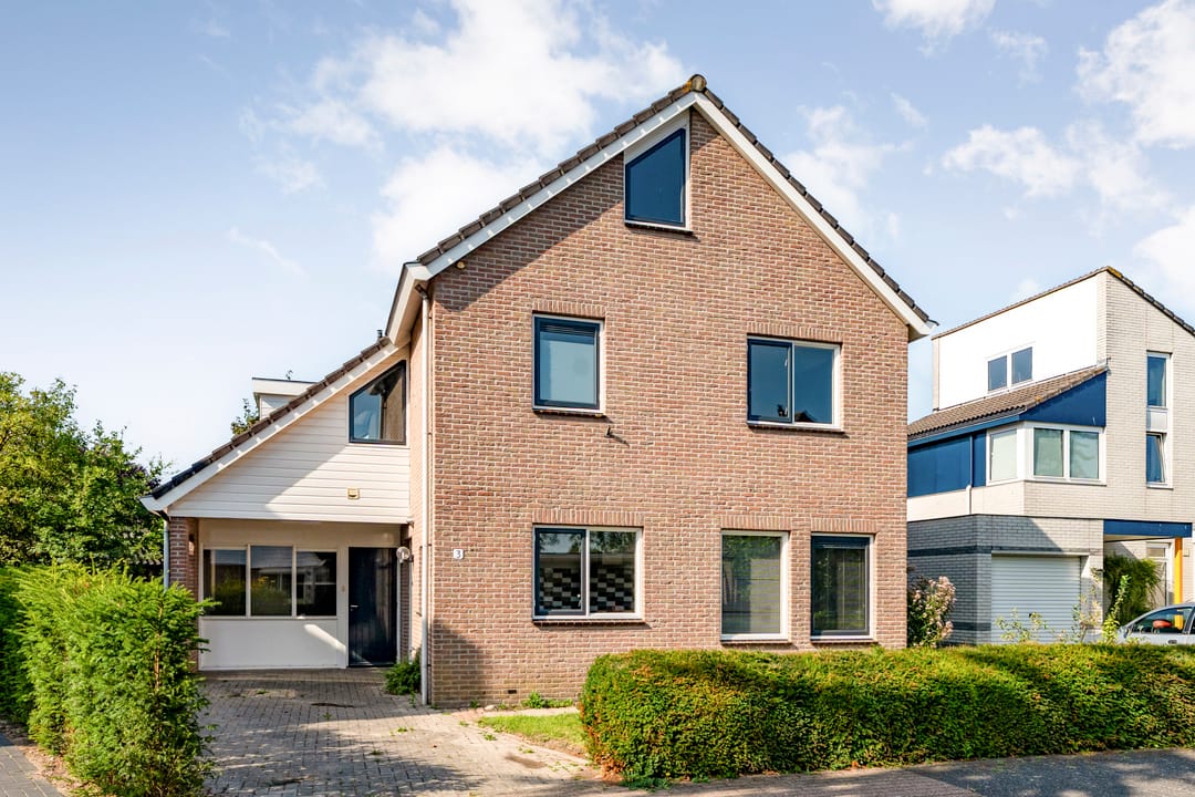 Foto 1 van Van Hasseltmarke 3