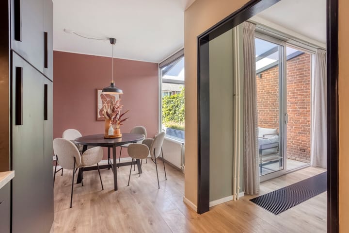 Foto 4 van Rechterenstraat 8