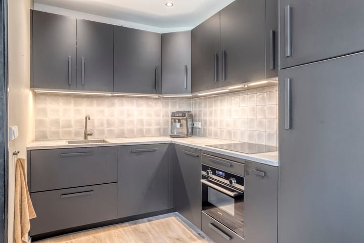 Foto 14 van Rechterenstraat 8