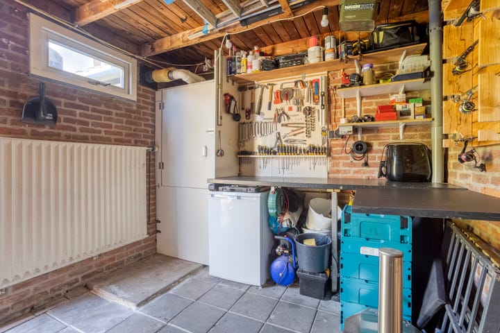 Foto 30 van Rechterenstraat 8