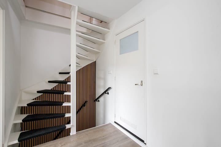 Photo 15 of Mesdagstraat 30