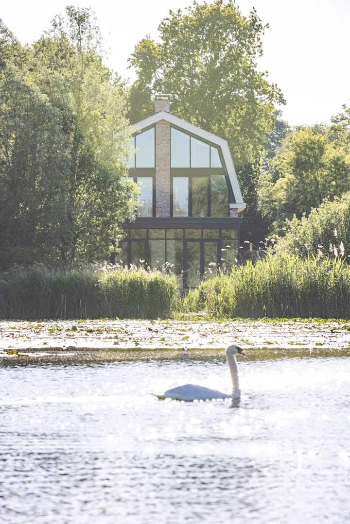 Foto 12 van Overmeerseweg 12