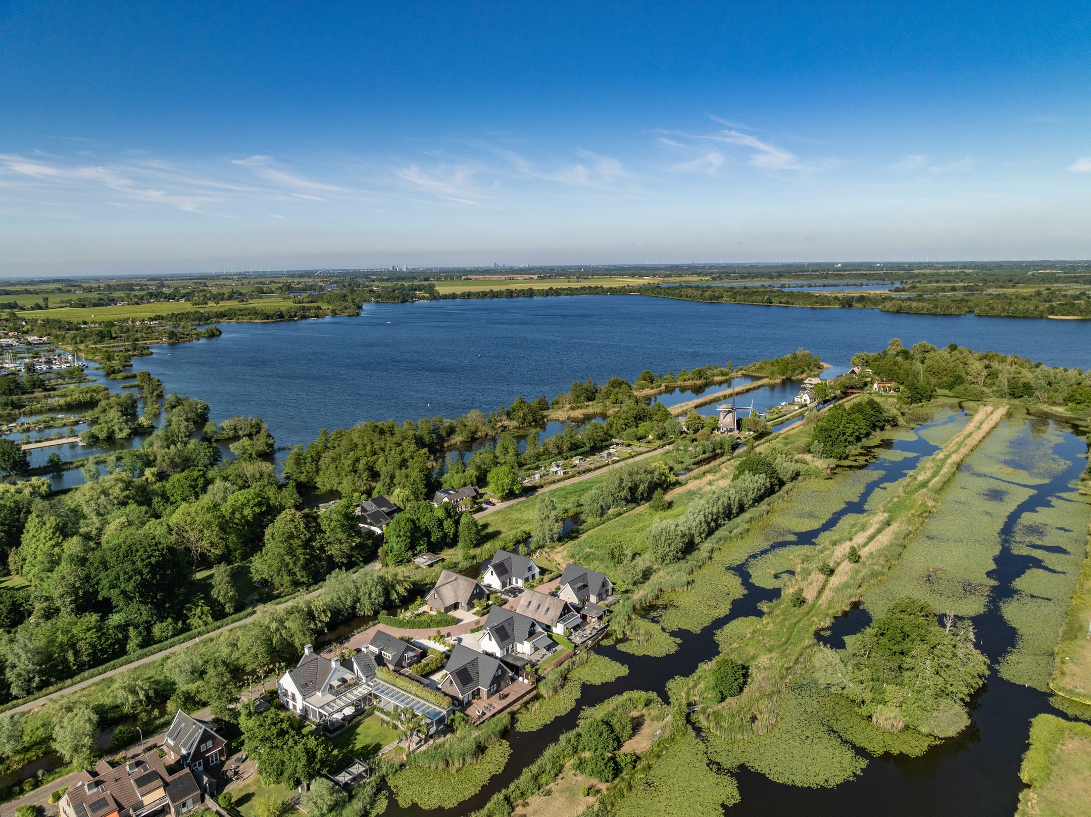 Foto 45 van Overmeerseweg 12